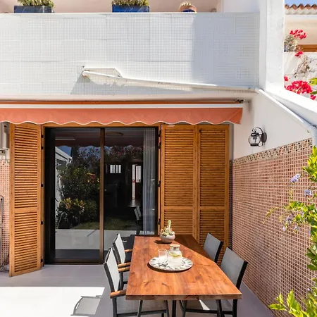 Beachside Surf & Sun Playa Americas فيلة