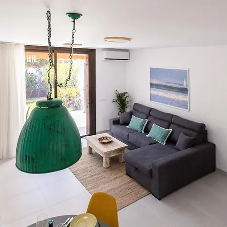 Beachside Surf & Sun Playa Americas