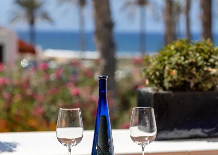 Beachside Surf&sun Playa Americas Villa